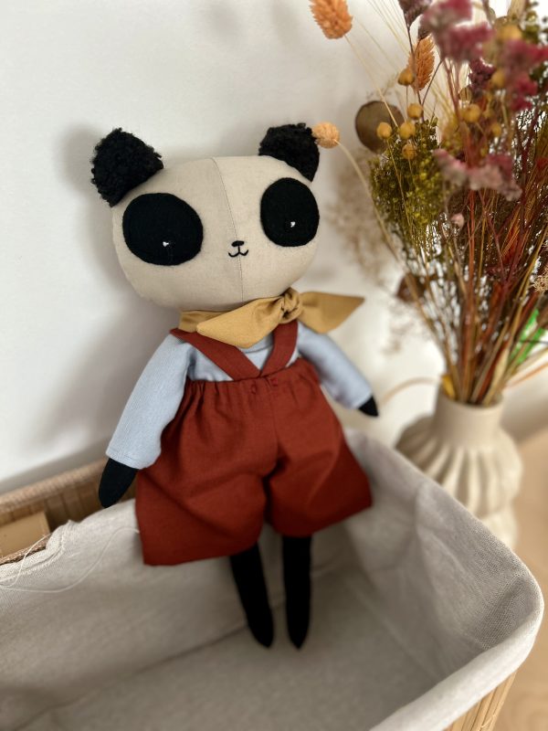 Bordó nadrágos panda